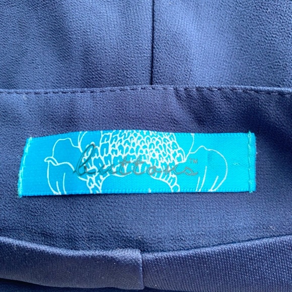 Francesca’s Boutique Shorts w/ Lace in Size Medium - Picture 8 of 10